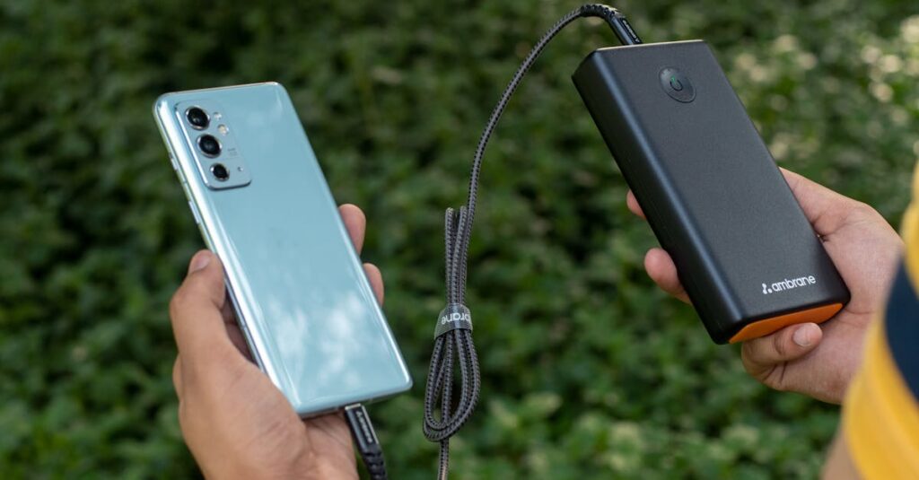 découvrez comment connecter correctement une batterie, optimiser sa performance et assurer la sécurité de vos appareils électriques grâce à nos conseils et tutoriels détaillés.