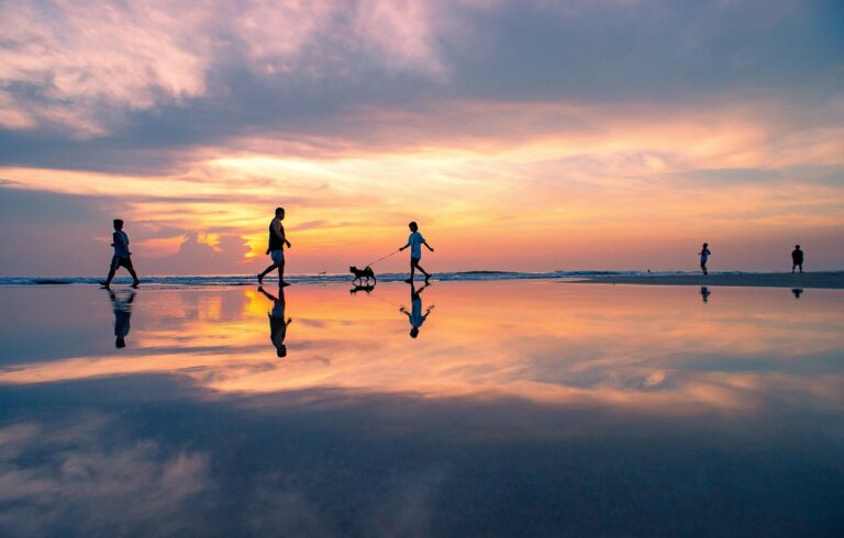 découvrez le vietnam avec notre guide complet : conseils pratiques, sites incontournables, culture, gastronomie et itinéraires pour un voyage inoubliable.